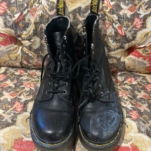 Dr. martens